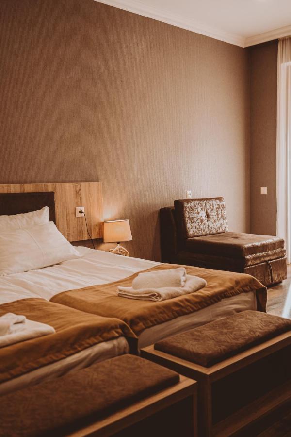 Suntower Hotel Μέστια Εξωτερικό φωτογραφία